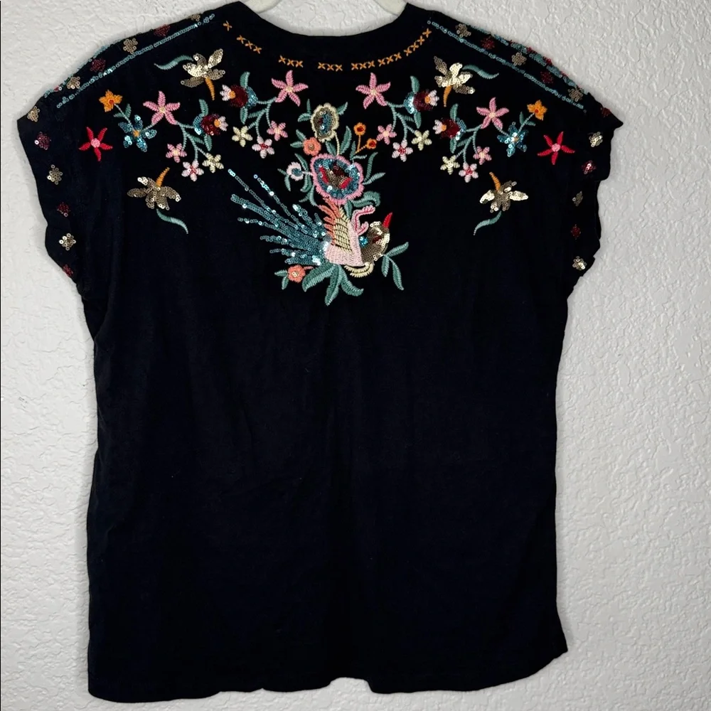 Johnny Was Soha Relaxed Sequin Tee XS Black Embroidered - Picture 7 of 8
